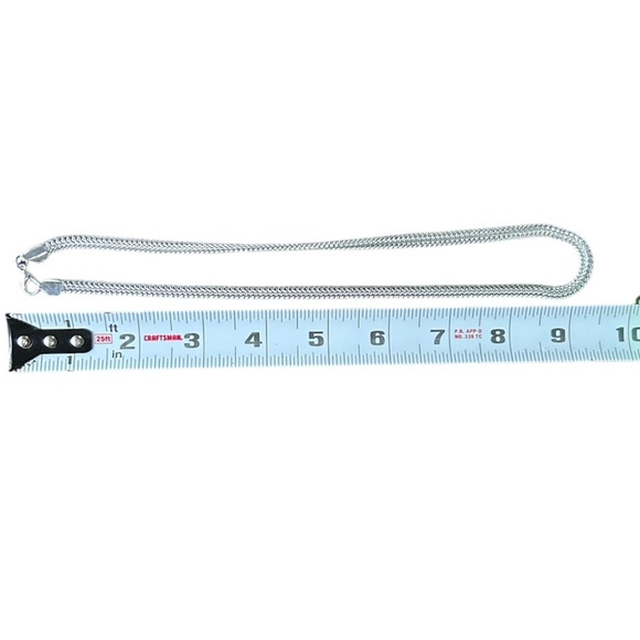 New Elegant Silver Necklace - Picture 6 of 7